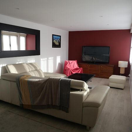 Appartement T5 110 M2 Climatise Neuf, A 3 Minutes Des Plages, Des Rues Pietonnes 阿卡雄 外观 照片