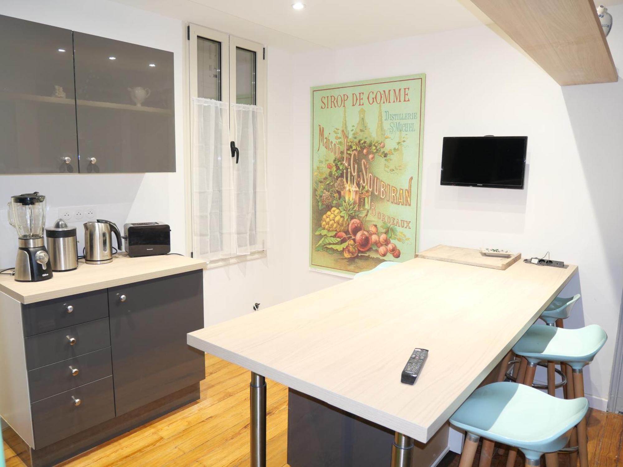 Appartement T5 110 M2 Climatise Neuf, A 3 Minutes Des Plages, Des Rues Pietonnes 阿卡雄 外观 照片